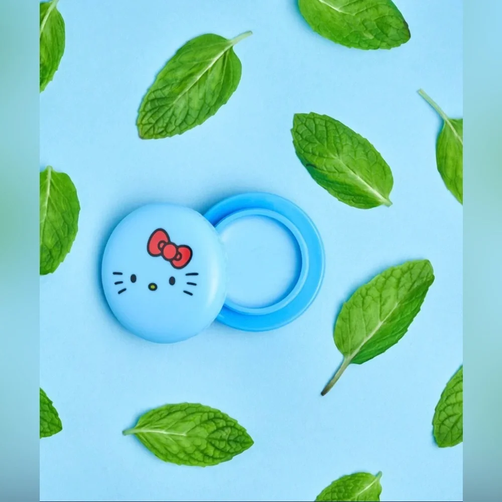2pack The Crème Shop x Hello Kitty Macaron Red Velvet &‎ Cool As Mint Lip Balms